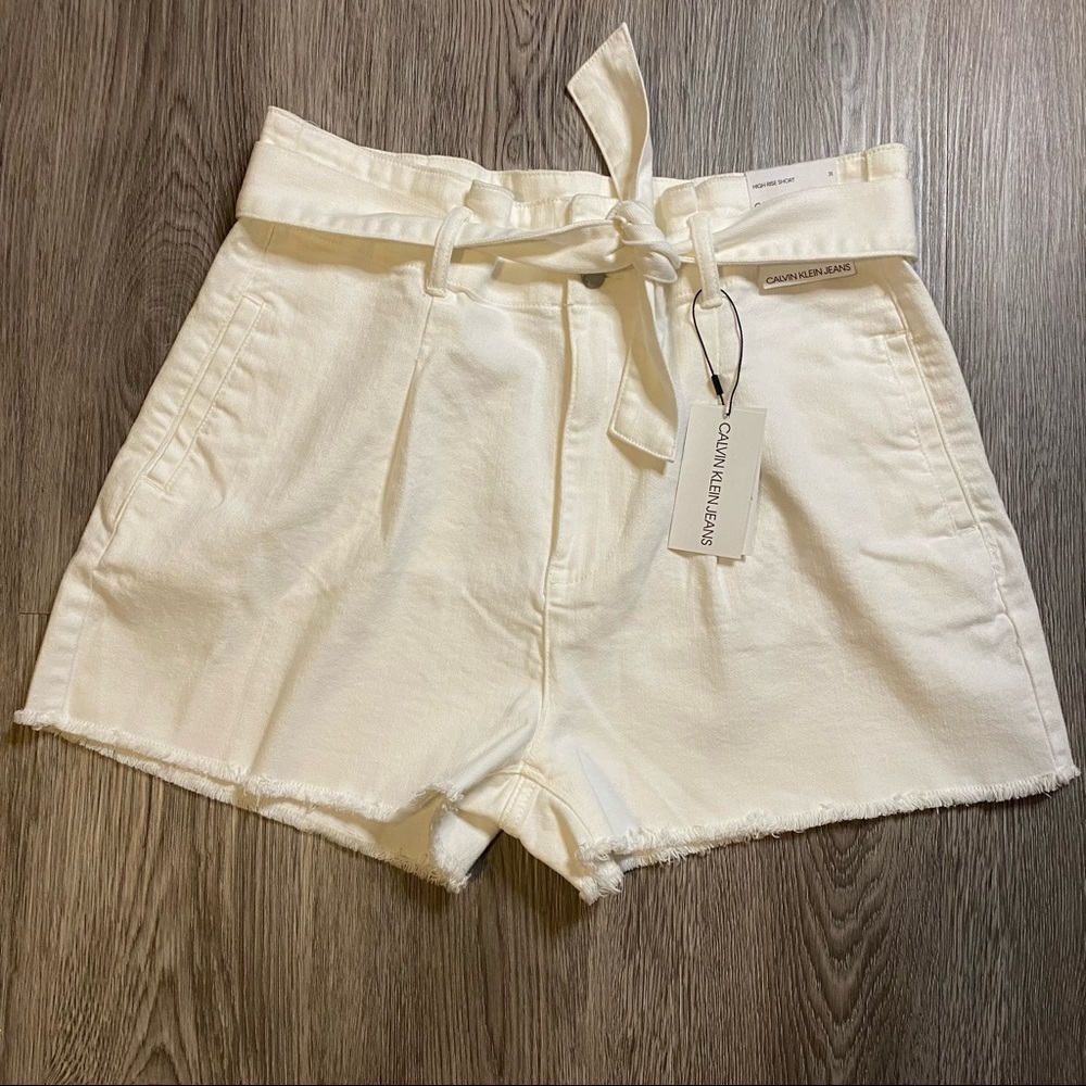 - Calvin Klein white high rise paperbag style shorts size 31